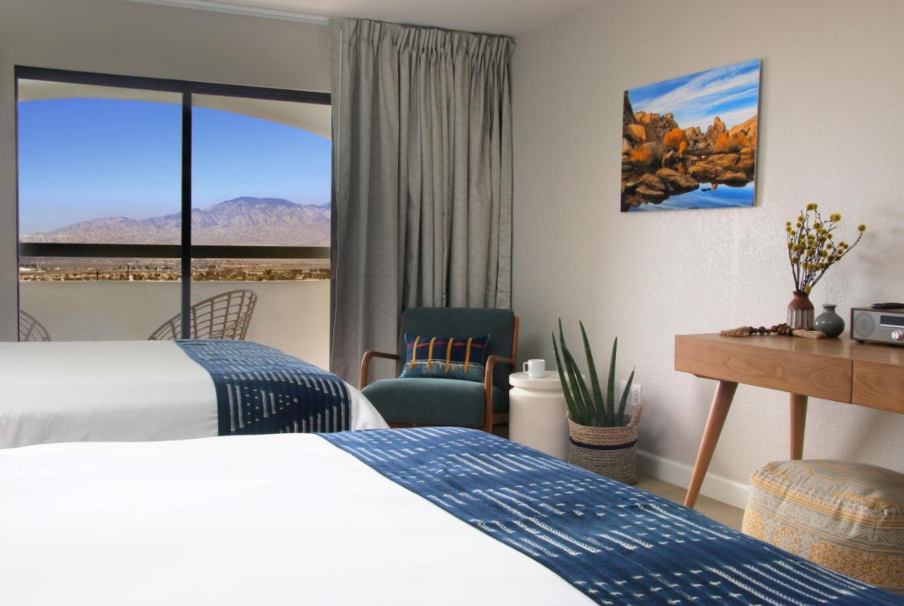 Resort Azure Palm Hot Springs Desert Hot Springs