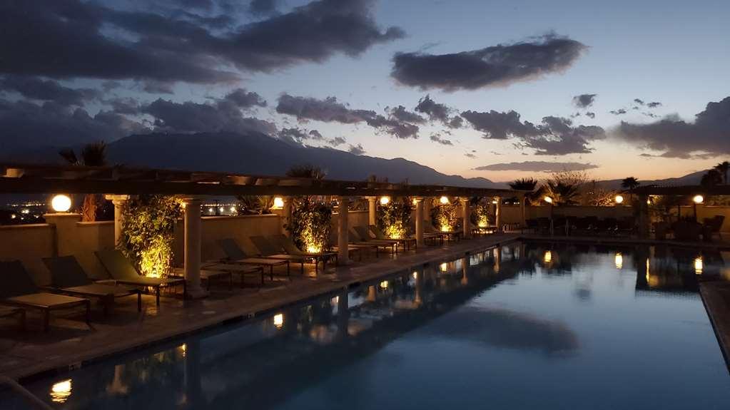Azure Palm Hot Springs 3*